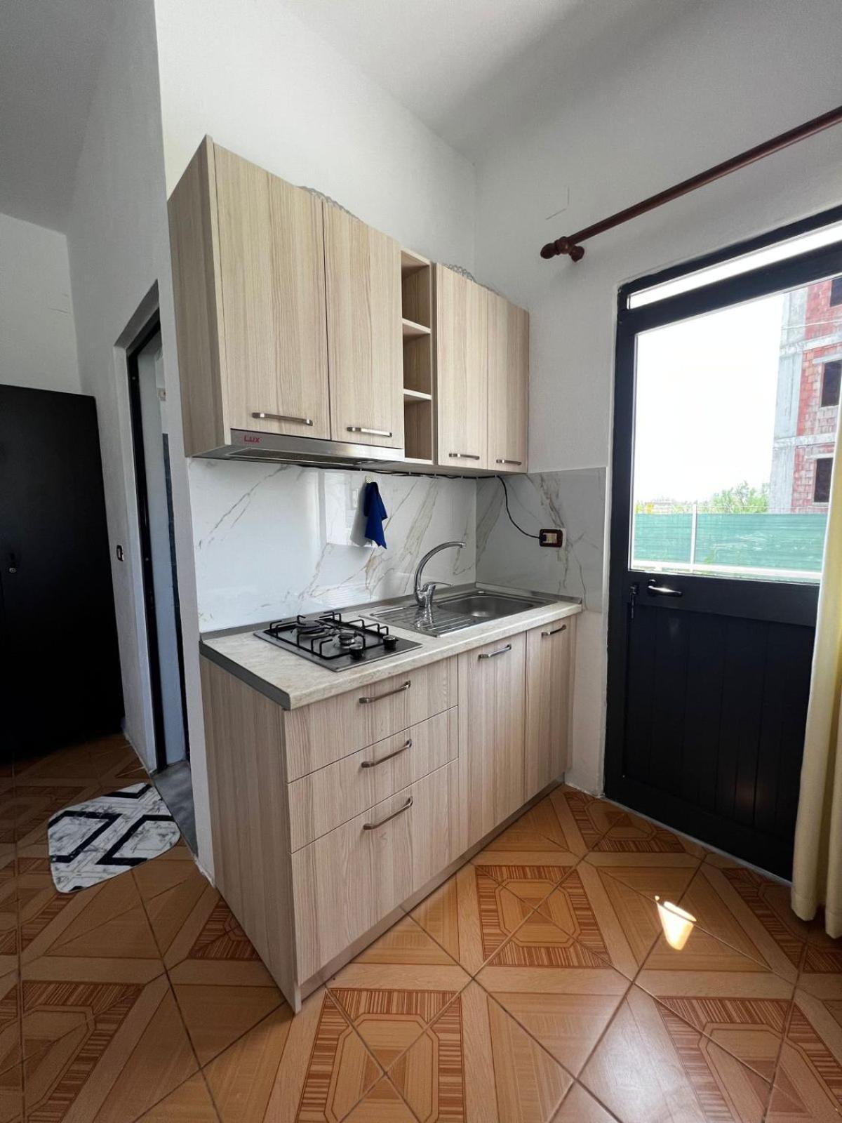 Apartamento Manuel Shëngjin